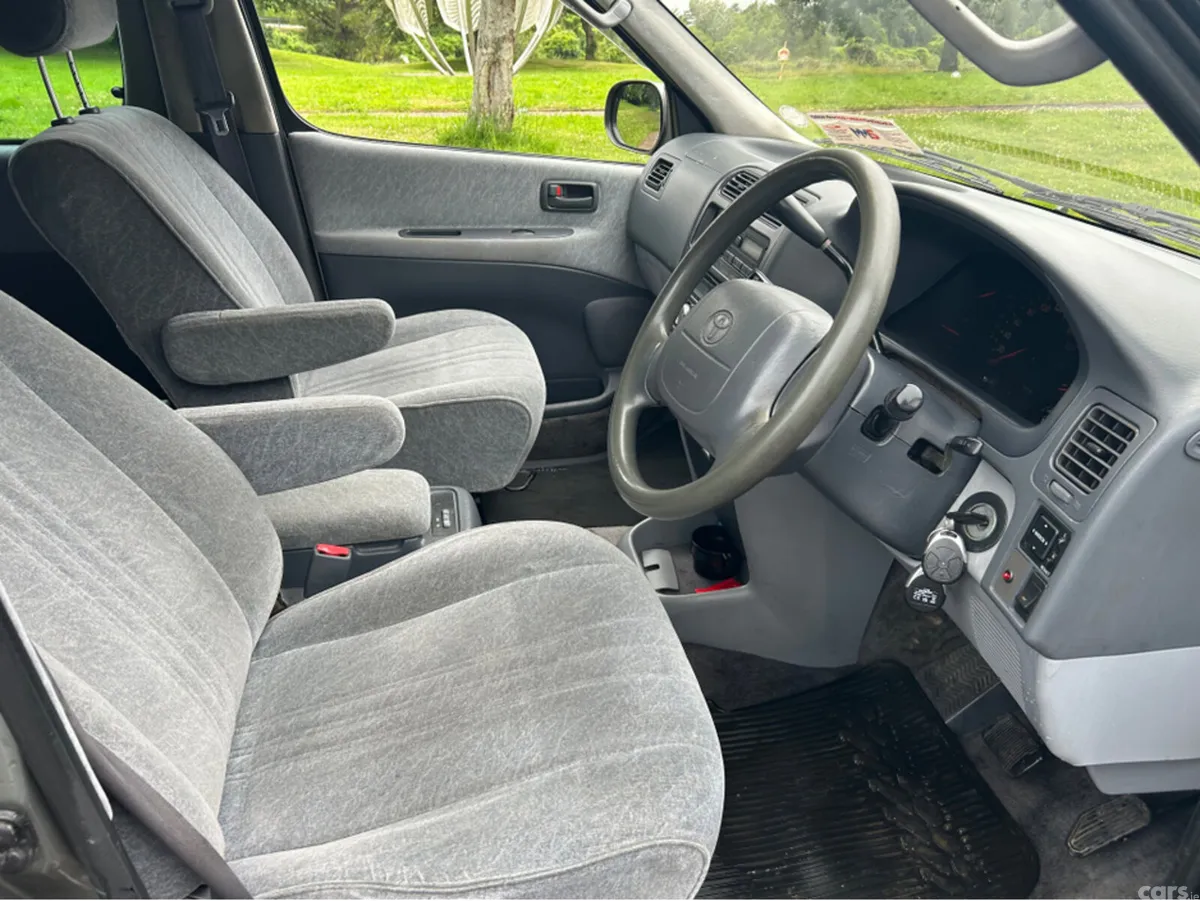 Toyota HiAce Other, Diesel, 1996, Grey
