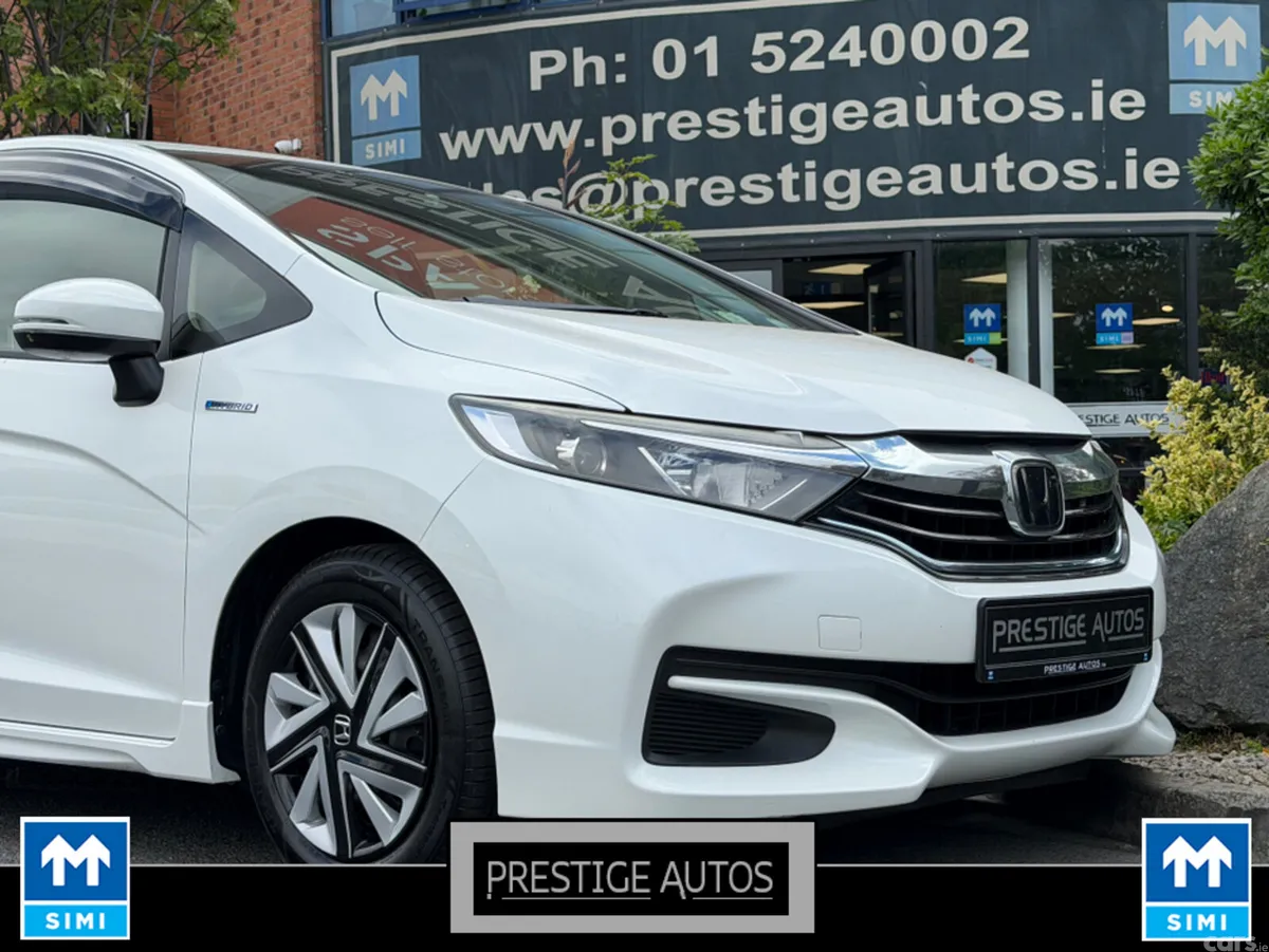 Honda Shuttle MPV, Petrol Hybrid, 2018, White