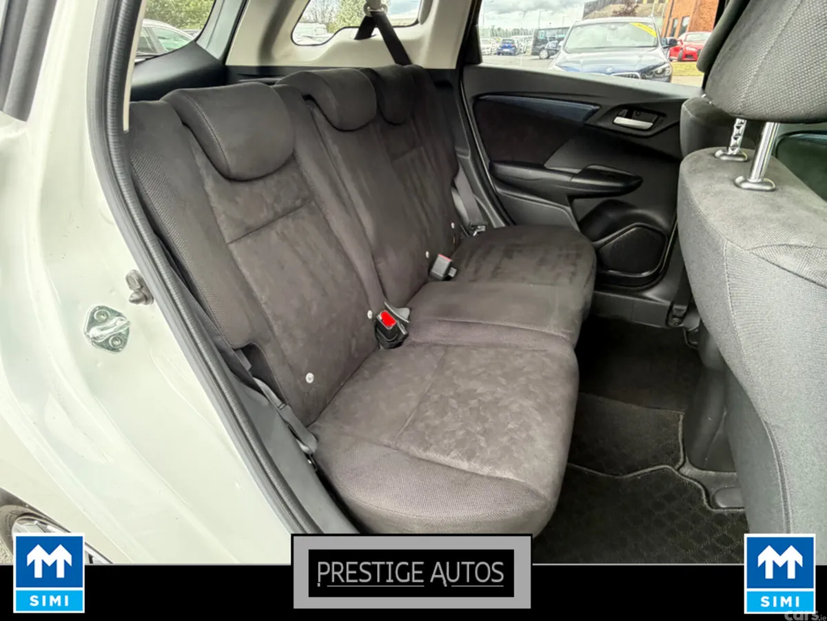Honda Shuttle MPV, Petrol Hybrid, 2018, White