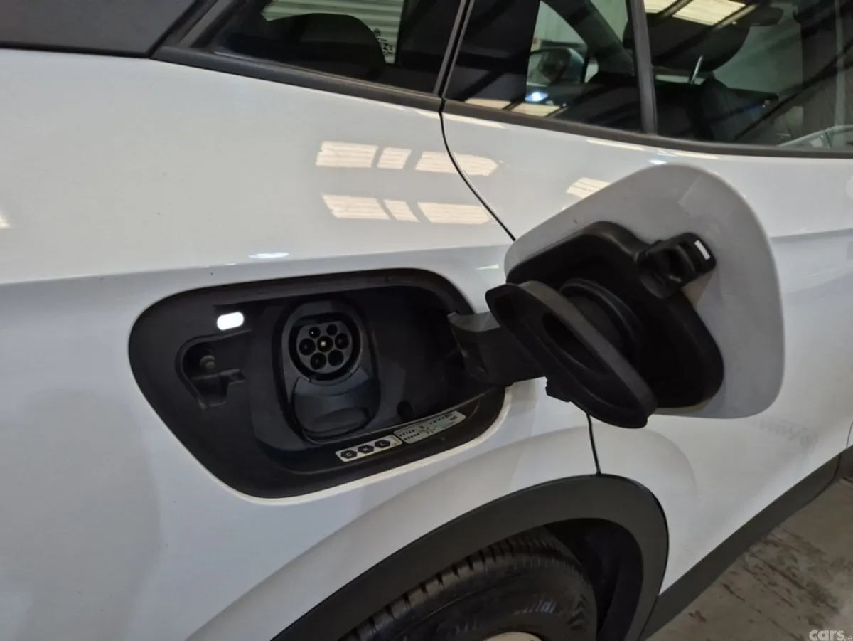 Volkswagen ID.4 Estate, Electric, 2022, White