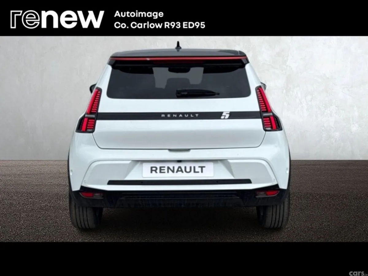 Renault 5 Hatchback, Electric, 2026, White