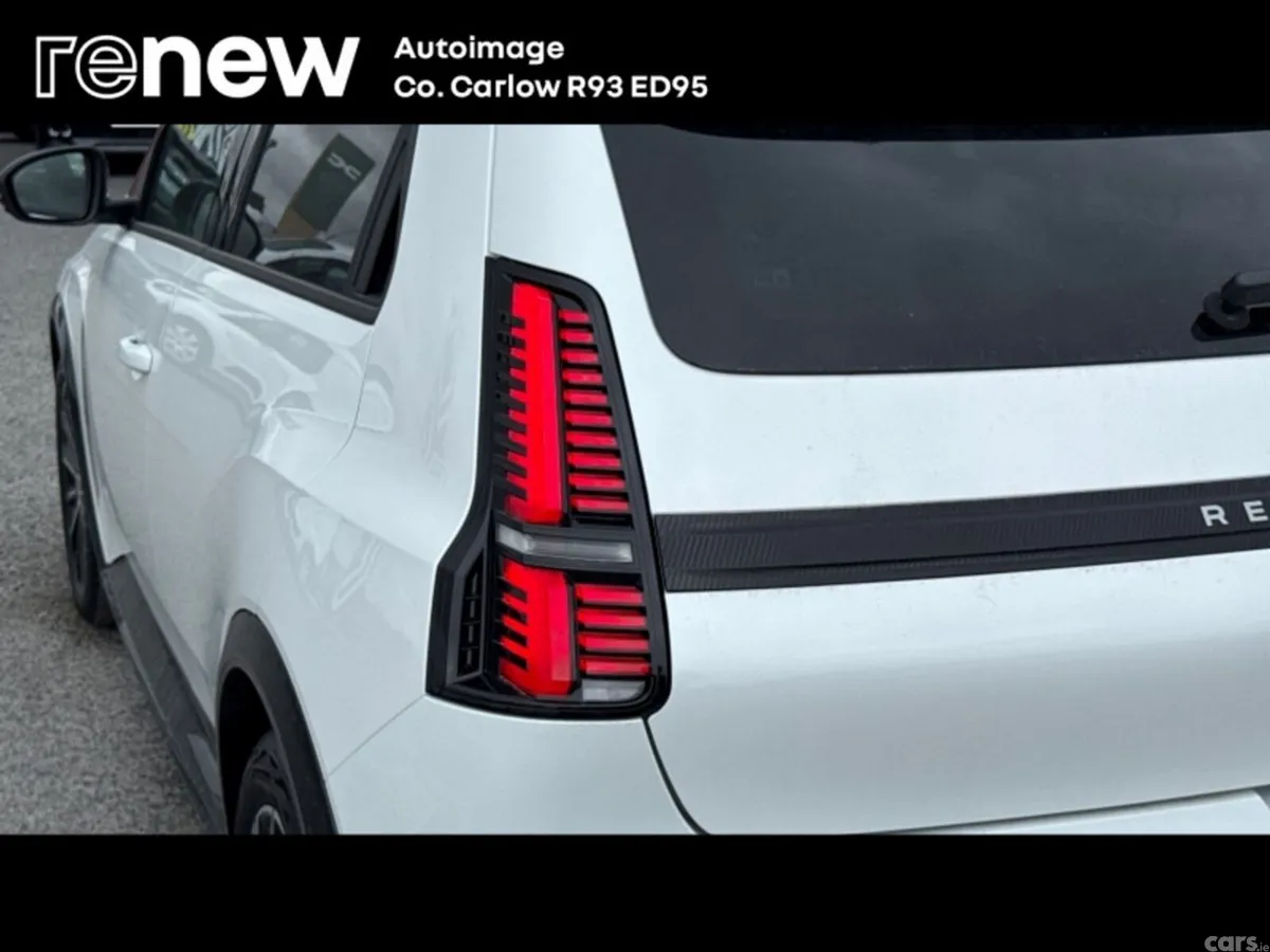 Renault 5 Hatchback, Electric, 2026, White
