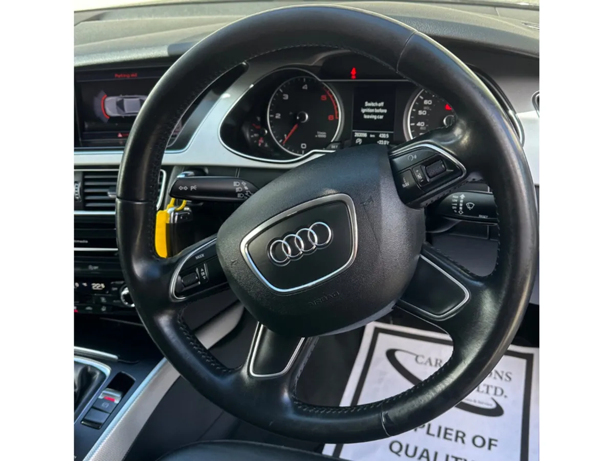 Audi A4 Saloon, Diesel, 2015, Black