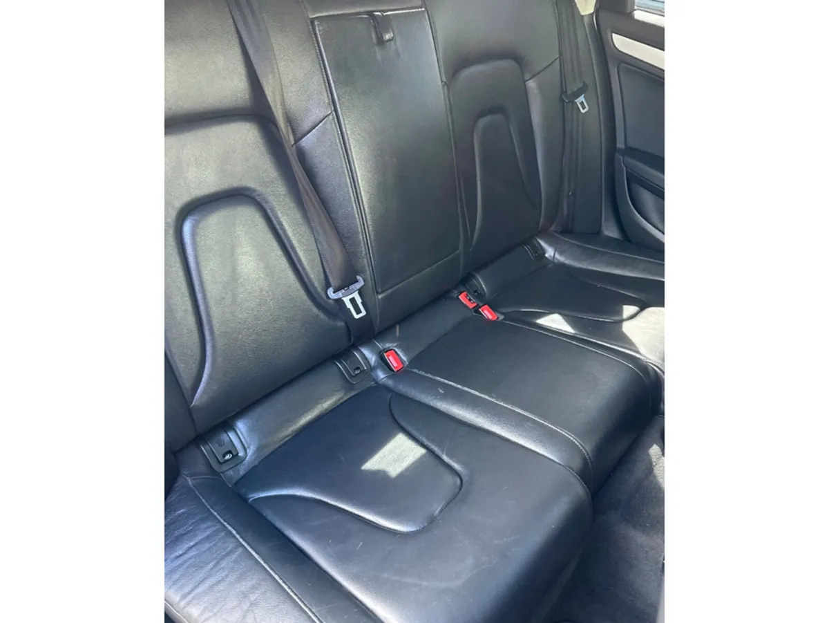 Audi A4 Saloon, Diesel, 2015, Black