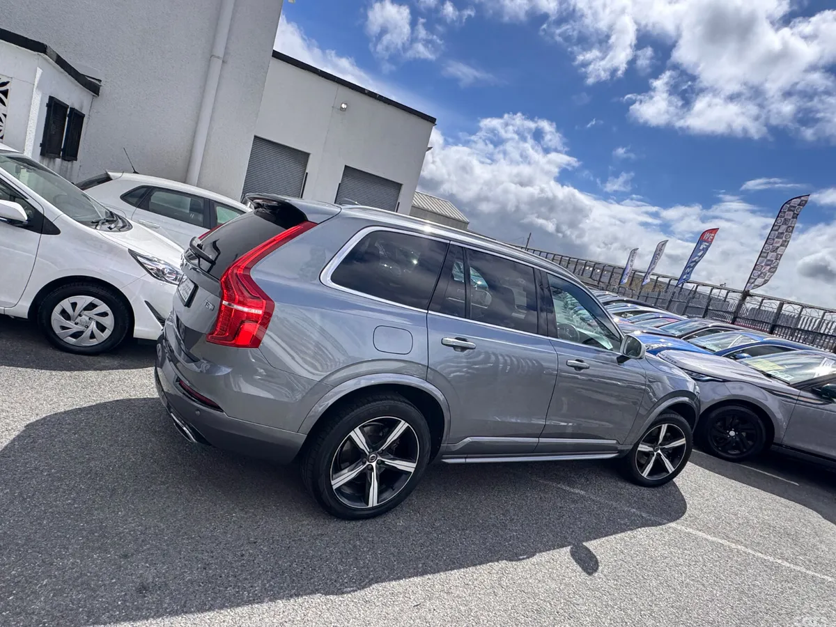 Volvo XC90 SUV, Petrol Plug-in Hybrid, 2019, Grey