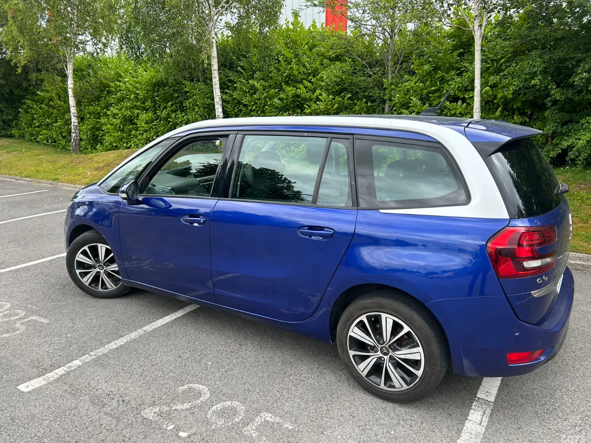 Citroen C4 Hatchback, Petrol, 2017, Blue