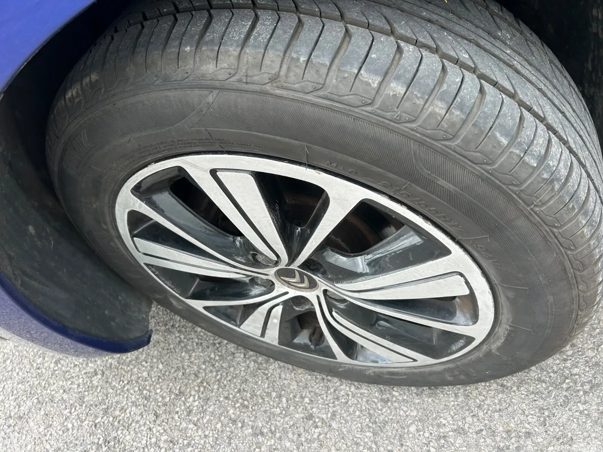 Citroen C4 Hatchback, Petrol, 2017, Blue