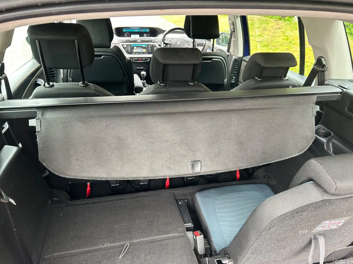Citroen C4 Hatchback, Petrol, 2017, Blue