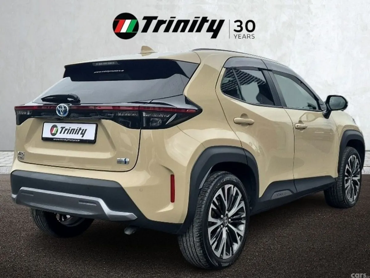 Toyota Yaris Cross SUV, Petrol Hybrid, 2023, Beige