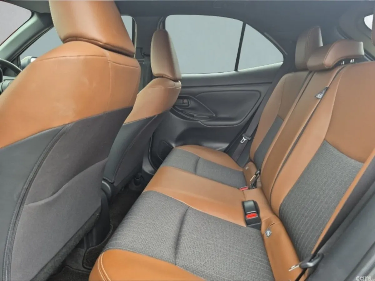 Toyota Yaris Cross SUV, Petrol Hybrid, 2023, Beige