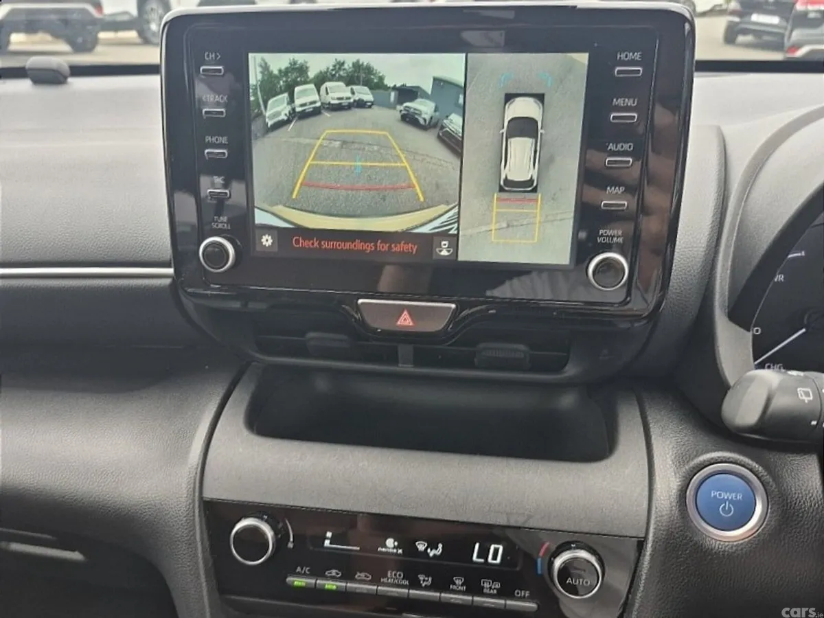 Toyota Yaris Cross SUV, Petrol Hybrid, 2023, Beige