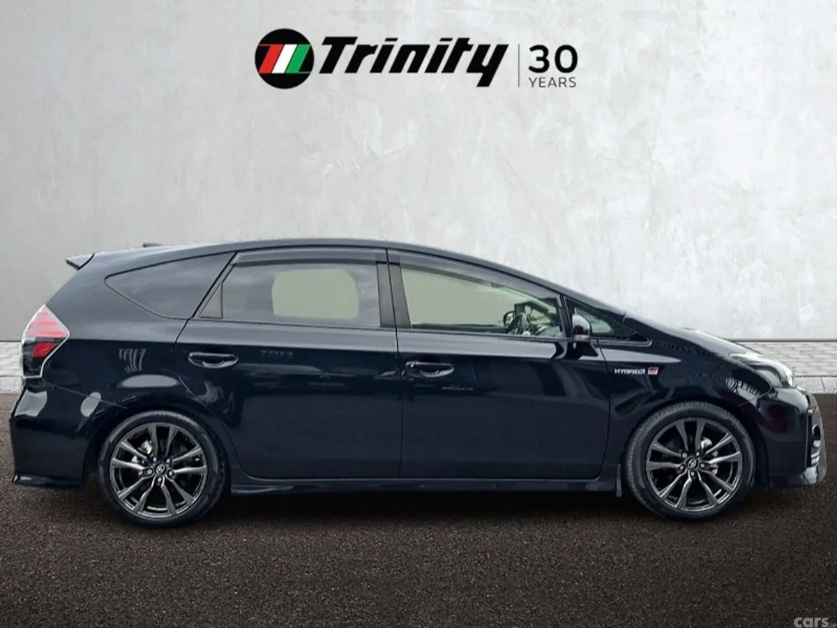 Toyota Prius MPV, Petrol Hybrid, 2018, Black
