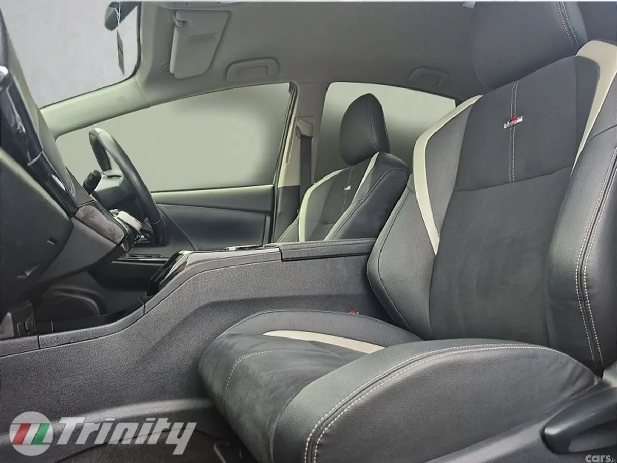Toyota Prius MPV, Petrol Hybrid, 2018, Black