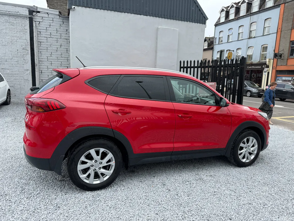 Hyundai Tucson Van, Diesel, 2019, Red