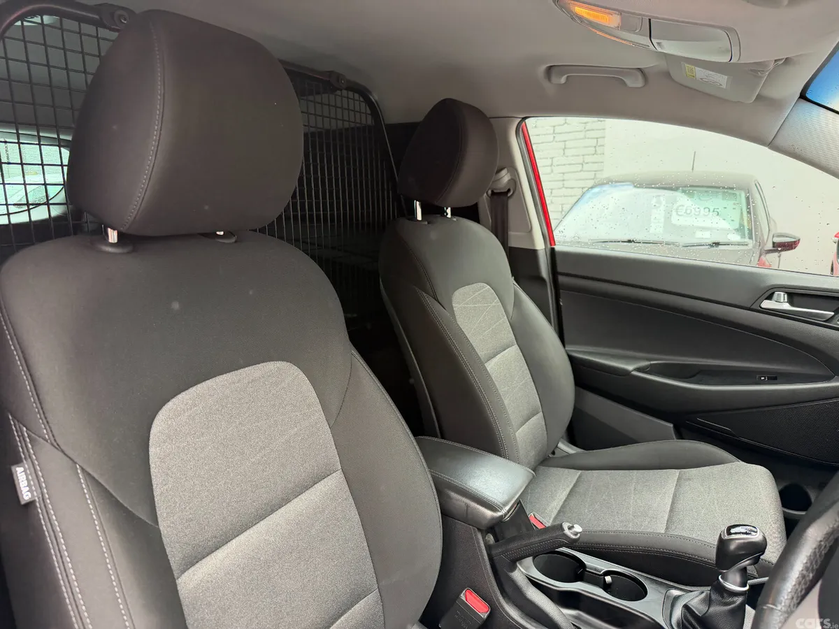 Hyundai Tucson Van, Diesel, 2019, Red