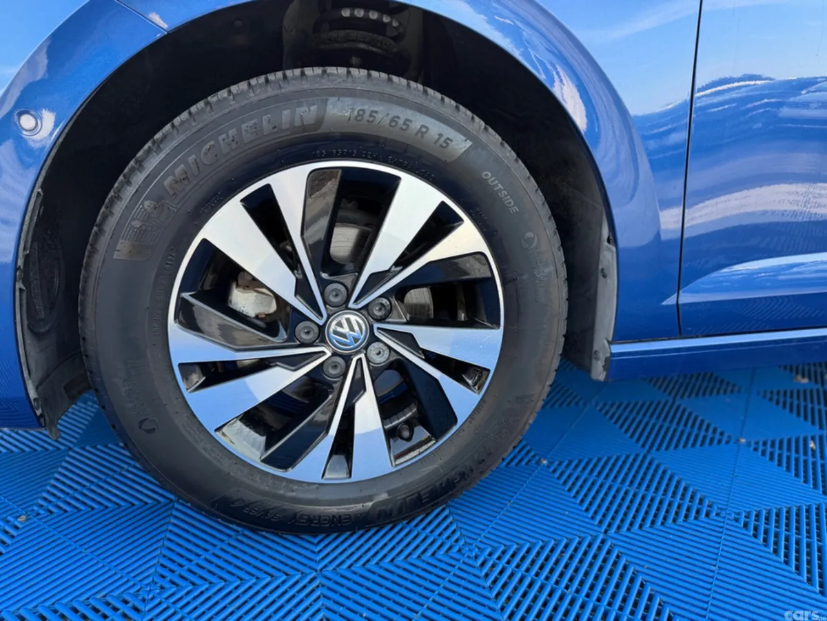 Volkswagen Polo Hatchback, Petrol, 2019, Blue