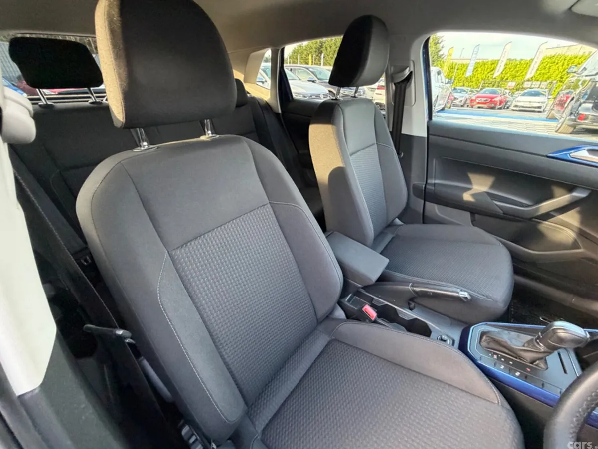 Volkswagen Polo Hatchback, Petrol, 2019, Blue