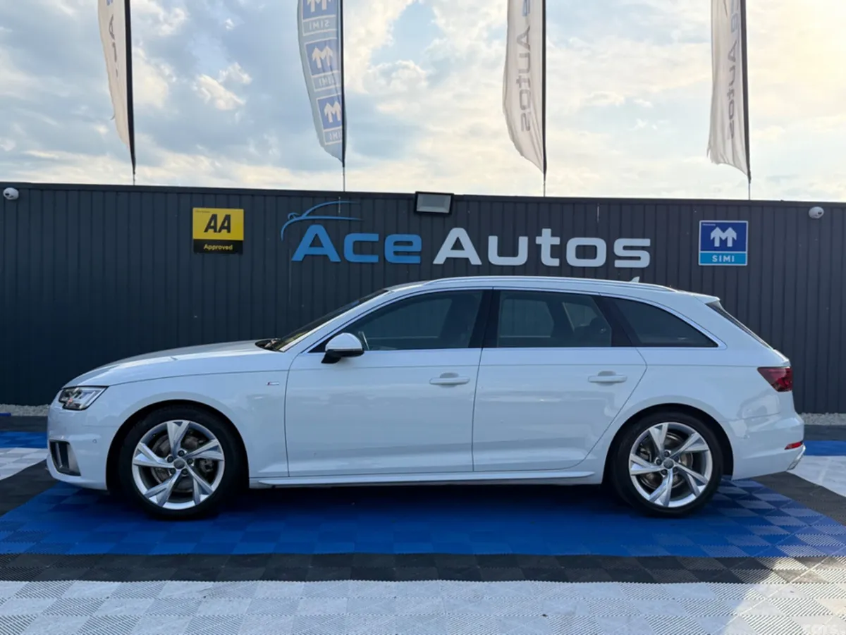 Audi A4 Estate, Petrol, 2019, White