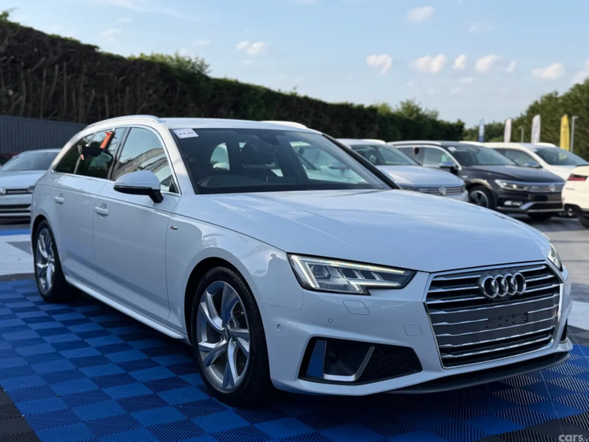 Audi A4 Estate, Petrol, 2019, White