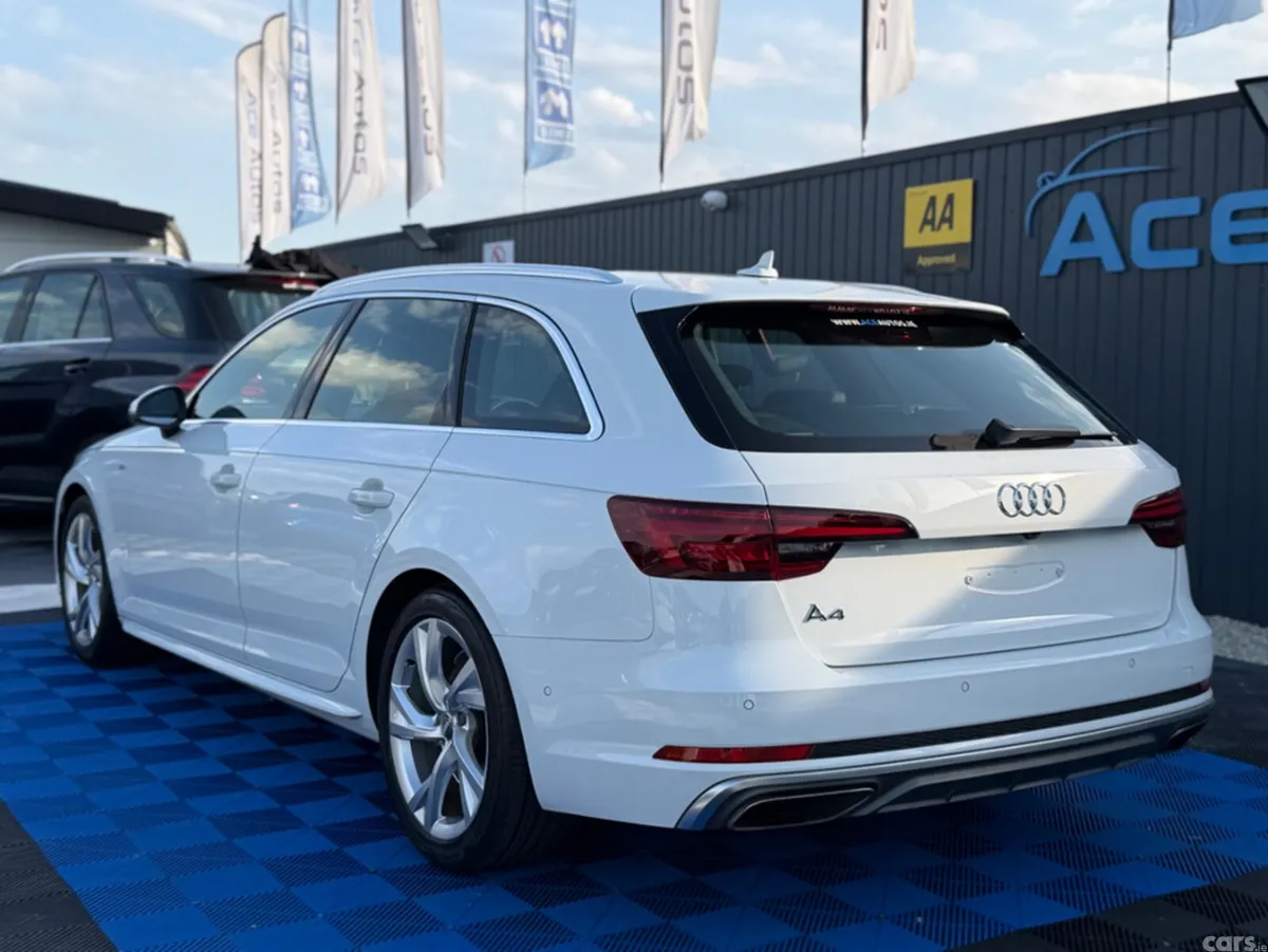 Audi A4 Estate, Petrol, 2019, White