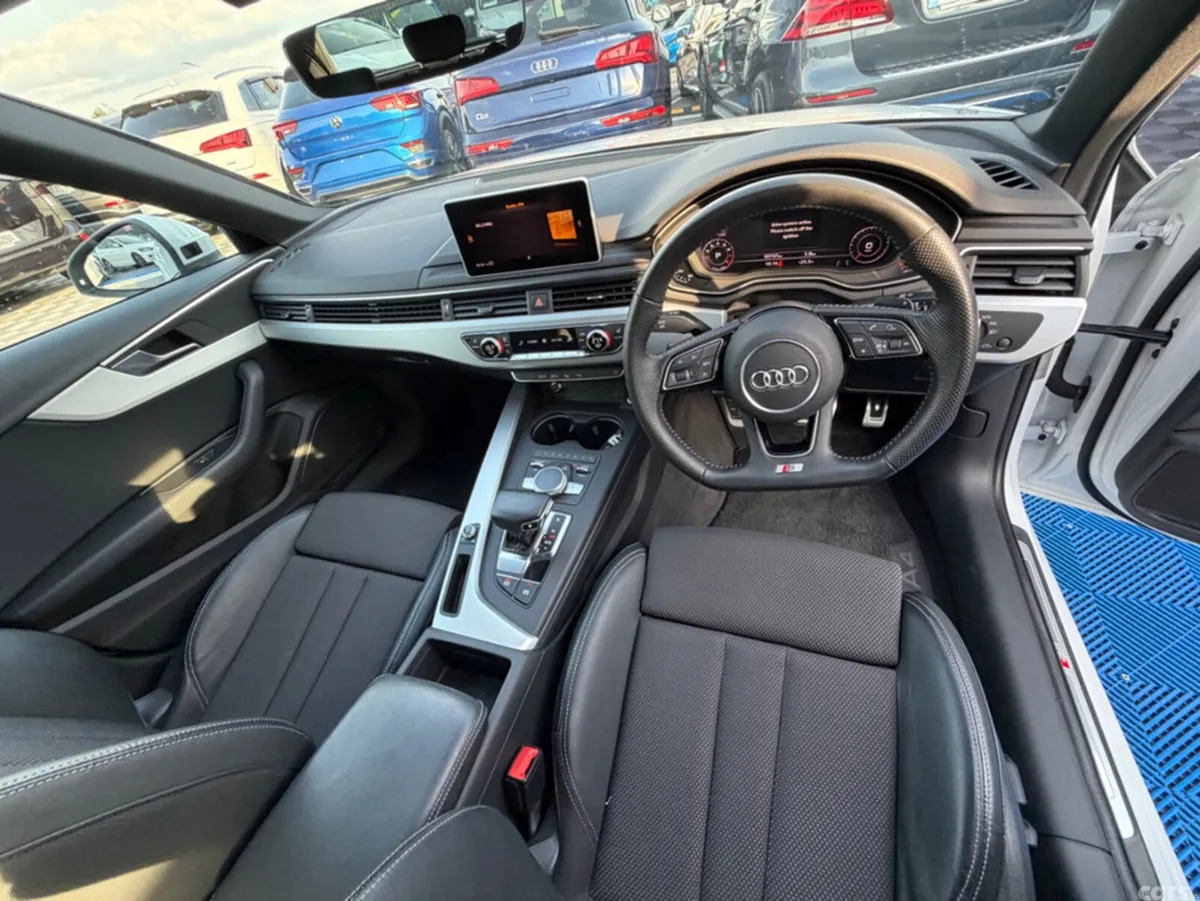 Audi A4 Estate, Petrol, 2019, White