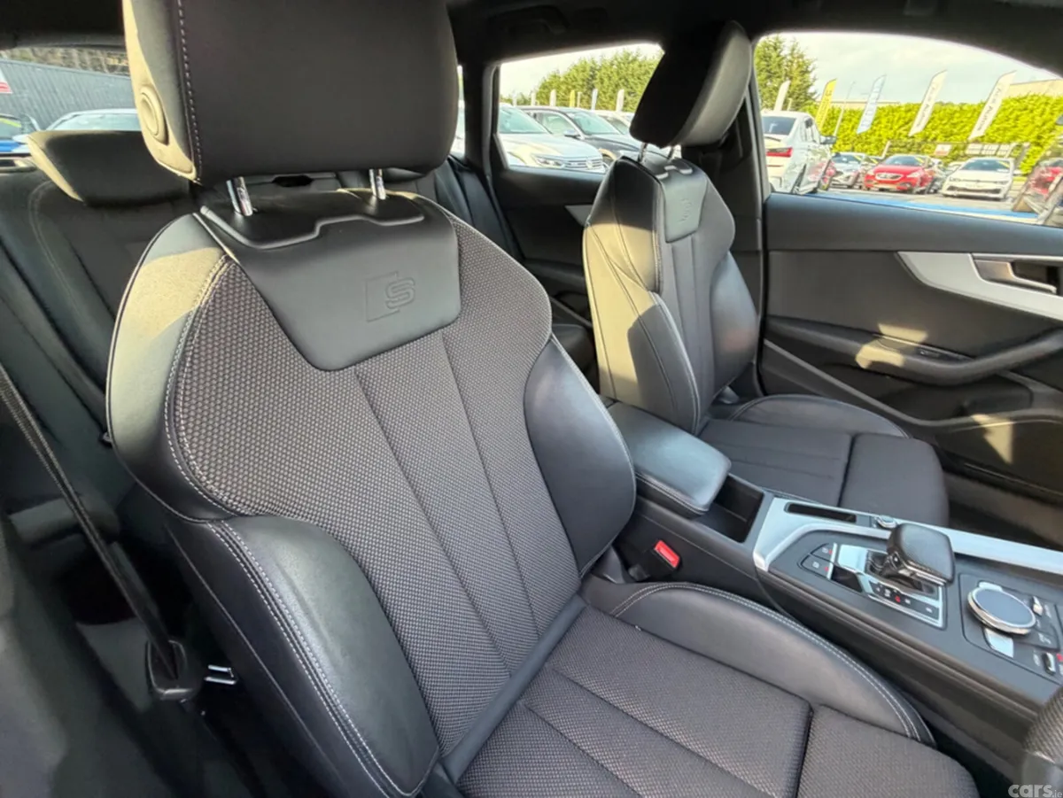 Audi A4 Estate, Petrol, 2019, White