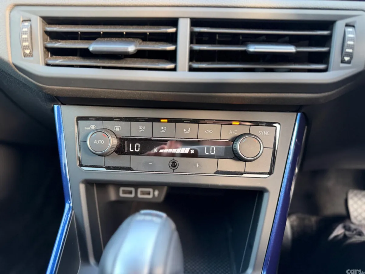 Volkswagen Polo Hatchback, Petrol, 2019, Blue
