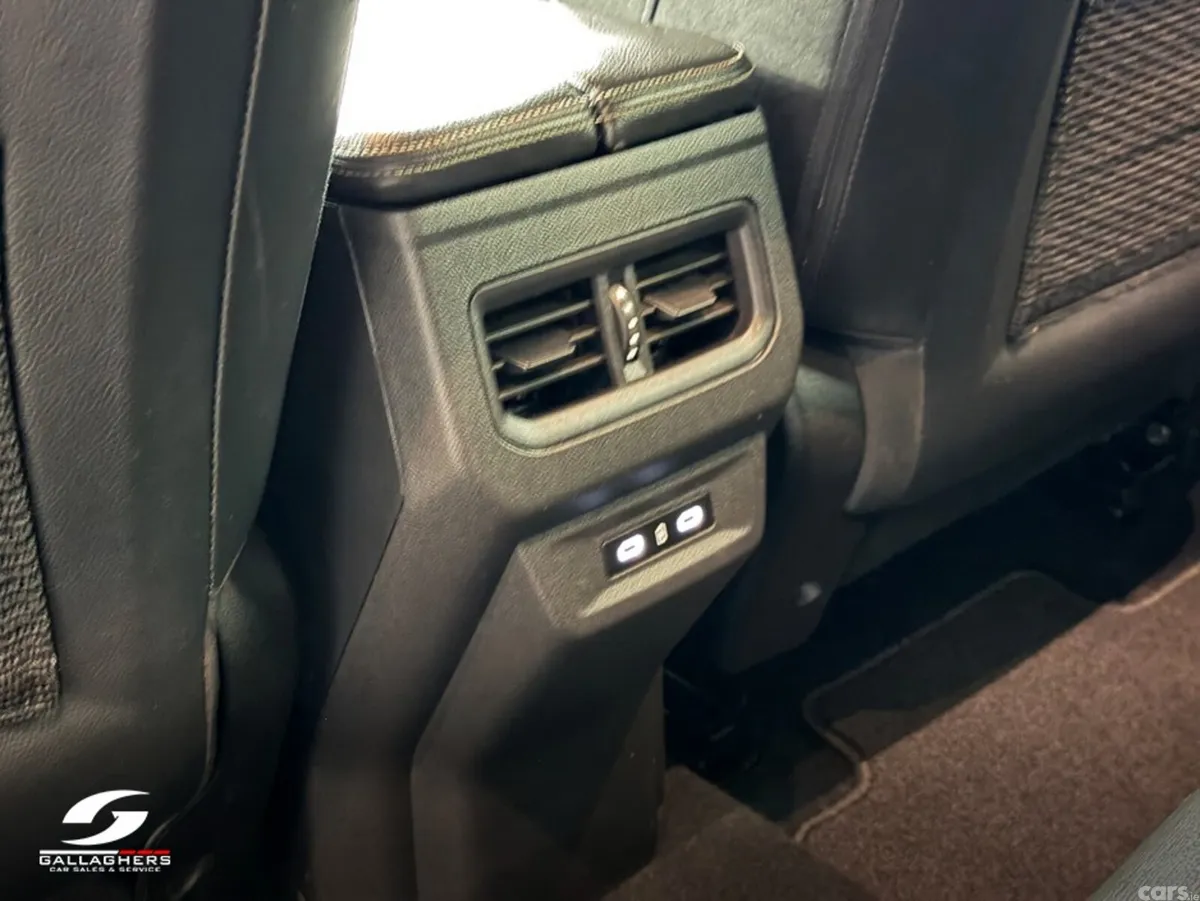 Renault Austral SUV, Petrol, 2024, Red