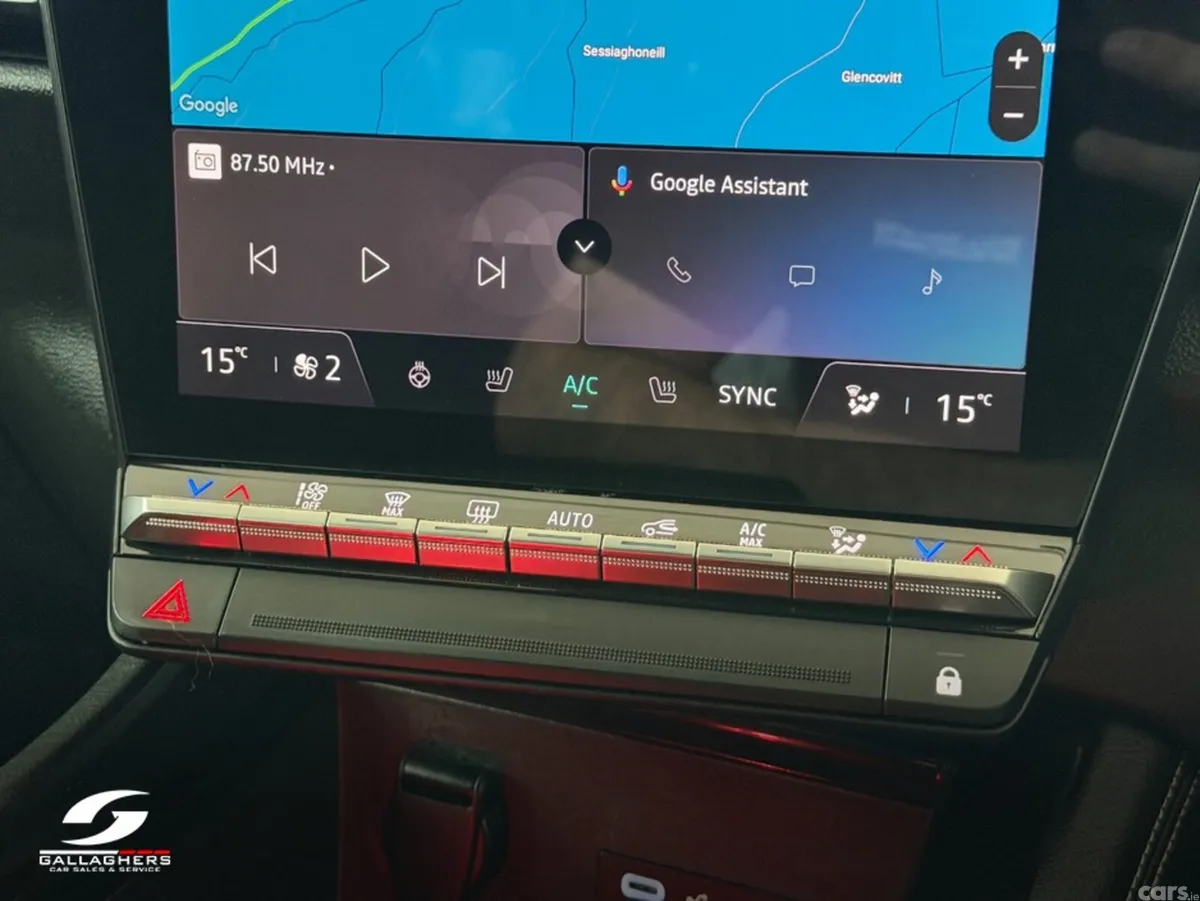 Renault Austral SUV, Petrol, 2024, Red