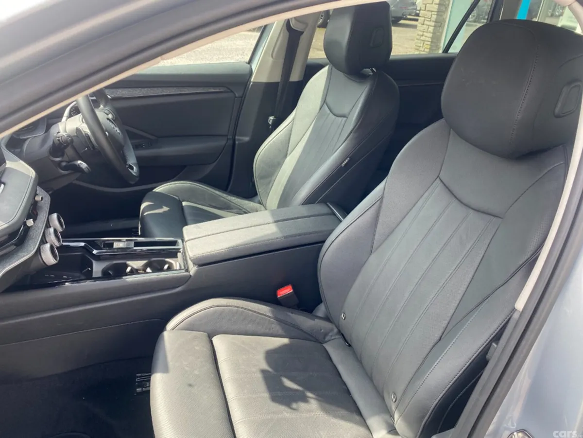 Skoda Superb Estate/Jeep, Diesel, 2025, Grey