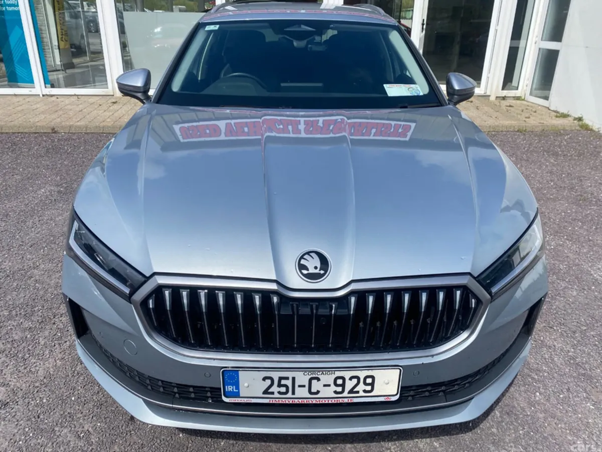 Skoda Superb Estate/Jeep, Diesel, 2025, Grey