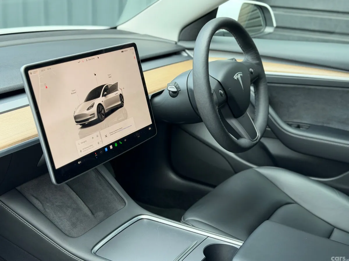 Tesla Model 3 Saloon, Electric, 2023, White