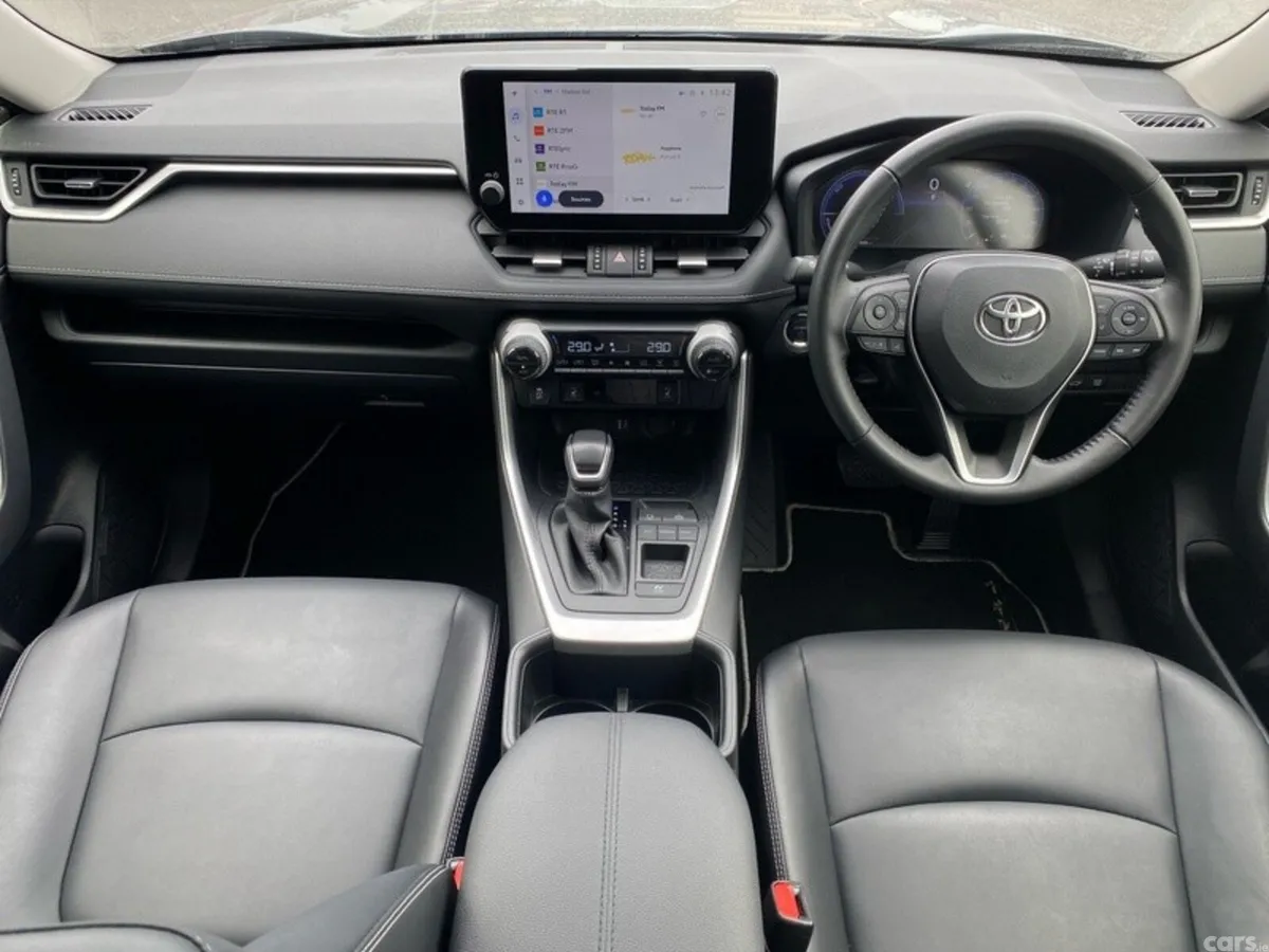 Toyota RAV4 SUV, Petrol Hybrid, 2023, Grey