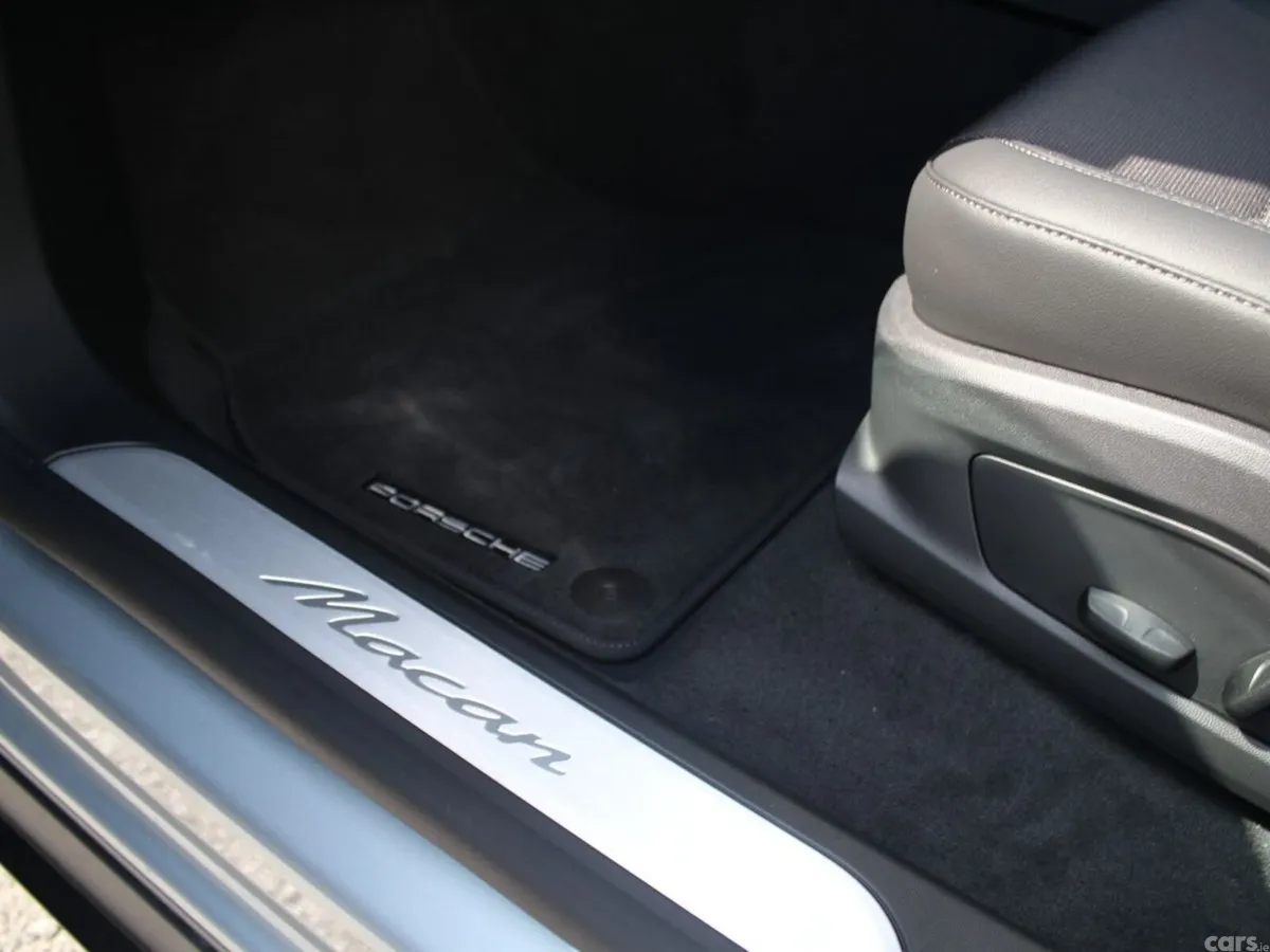 Porsche Macan SUV, Electric, 2026, Silver