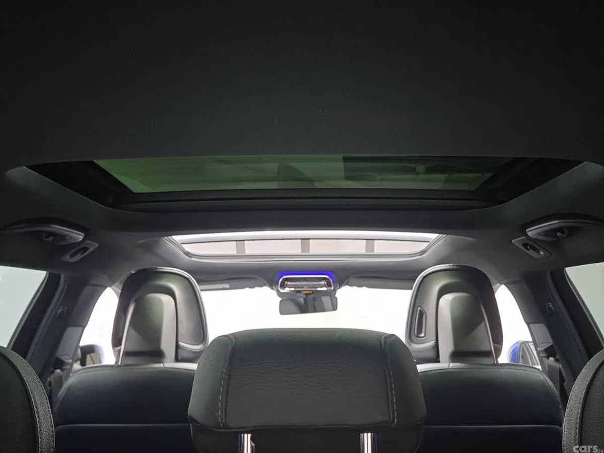 Mercedes-Benz C-Class Estate, Petrol Plug-in Hybrid, 2024, Blue