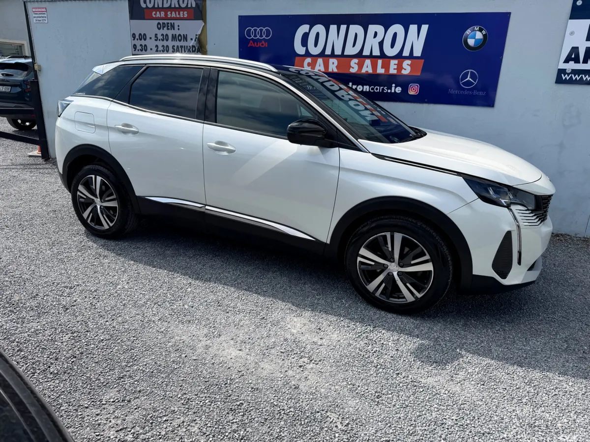 Peugeot 3008 MPV, Diesel, 2023, White