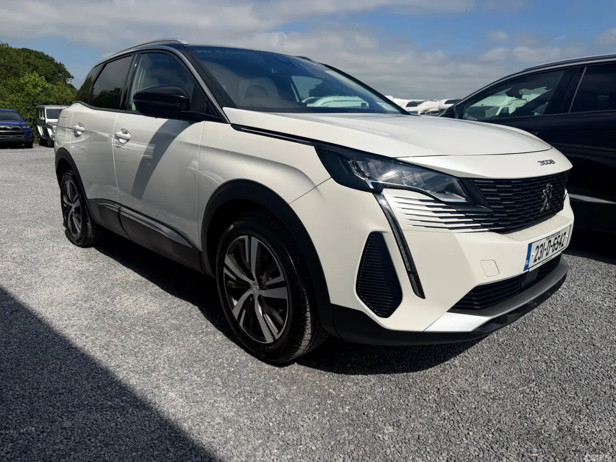 Peugeot 3008 MPV, Diesel, 2023, White