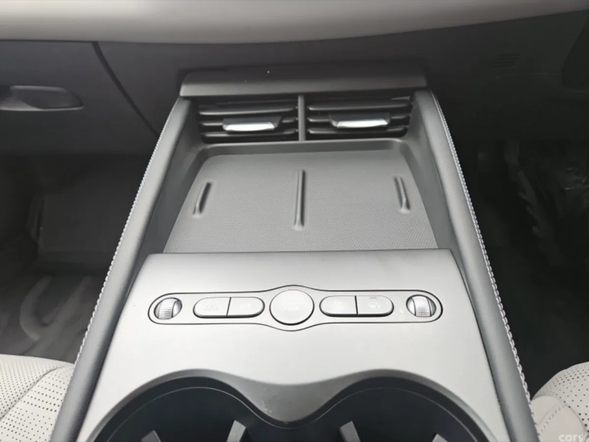 BYD Seal 6 Saloon, Petrol Plug-in Hybrid, 2026, Black