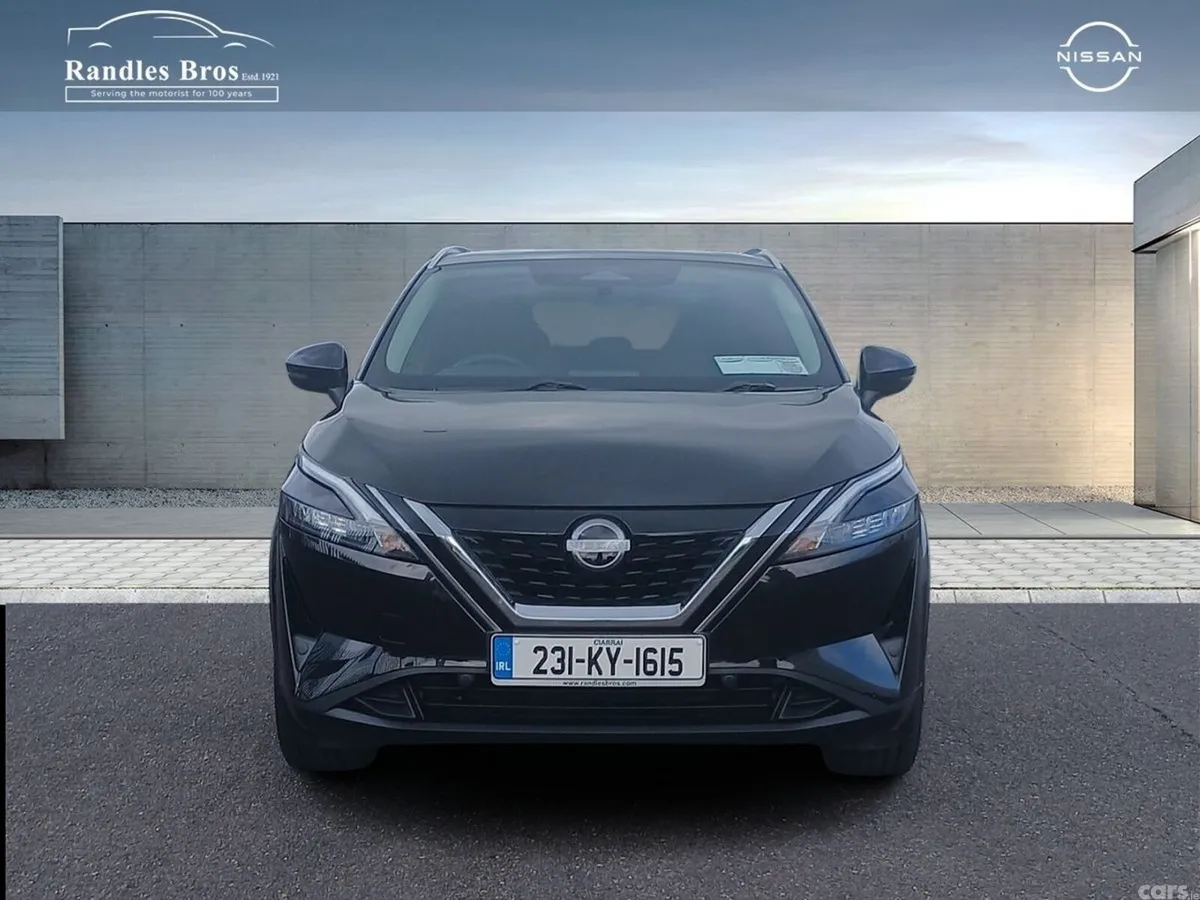 Nissan Qashqai MPV, Petrol, 2023, Black
