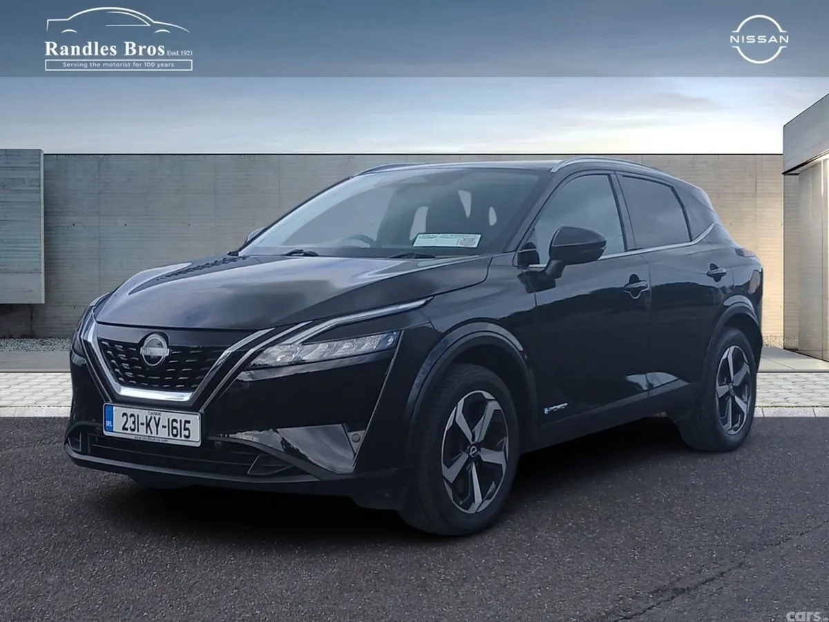 Nissan Qashqai MPV, Petrol, 2023, Black