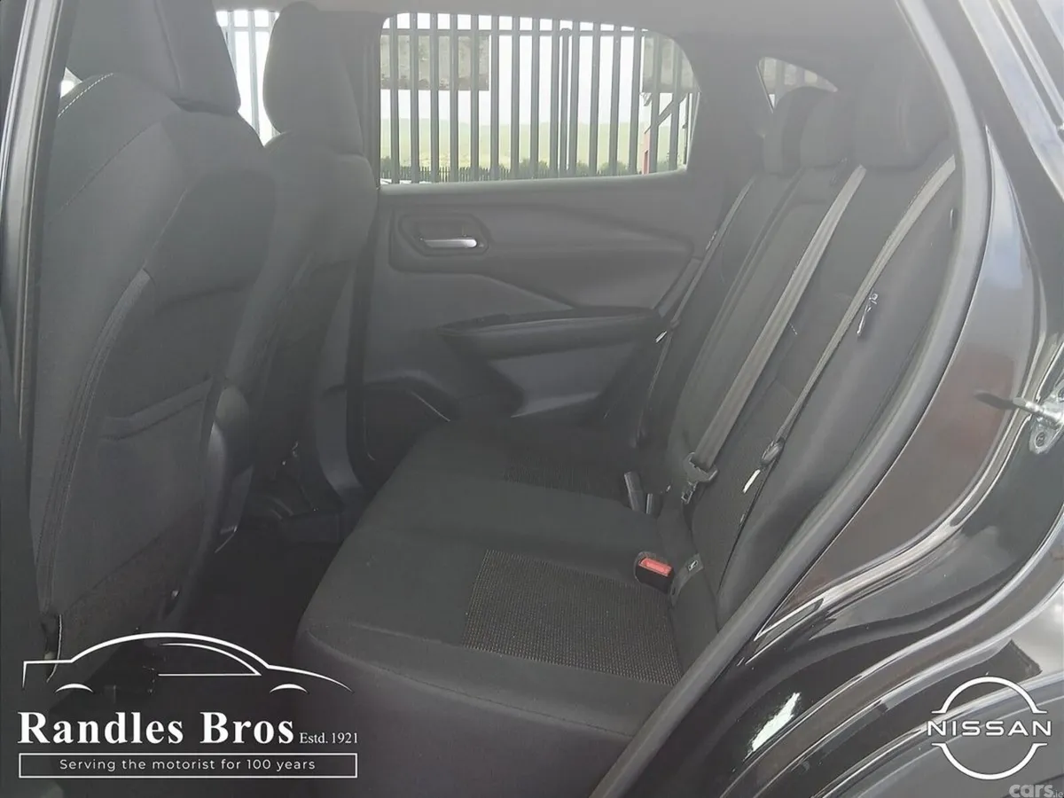 Nissan Qashqai MPV, Petrol, 2023, Black