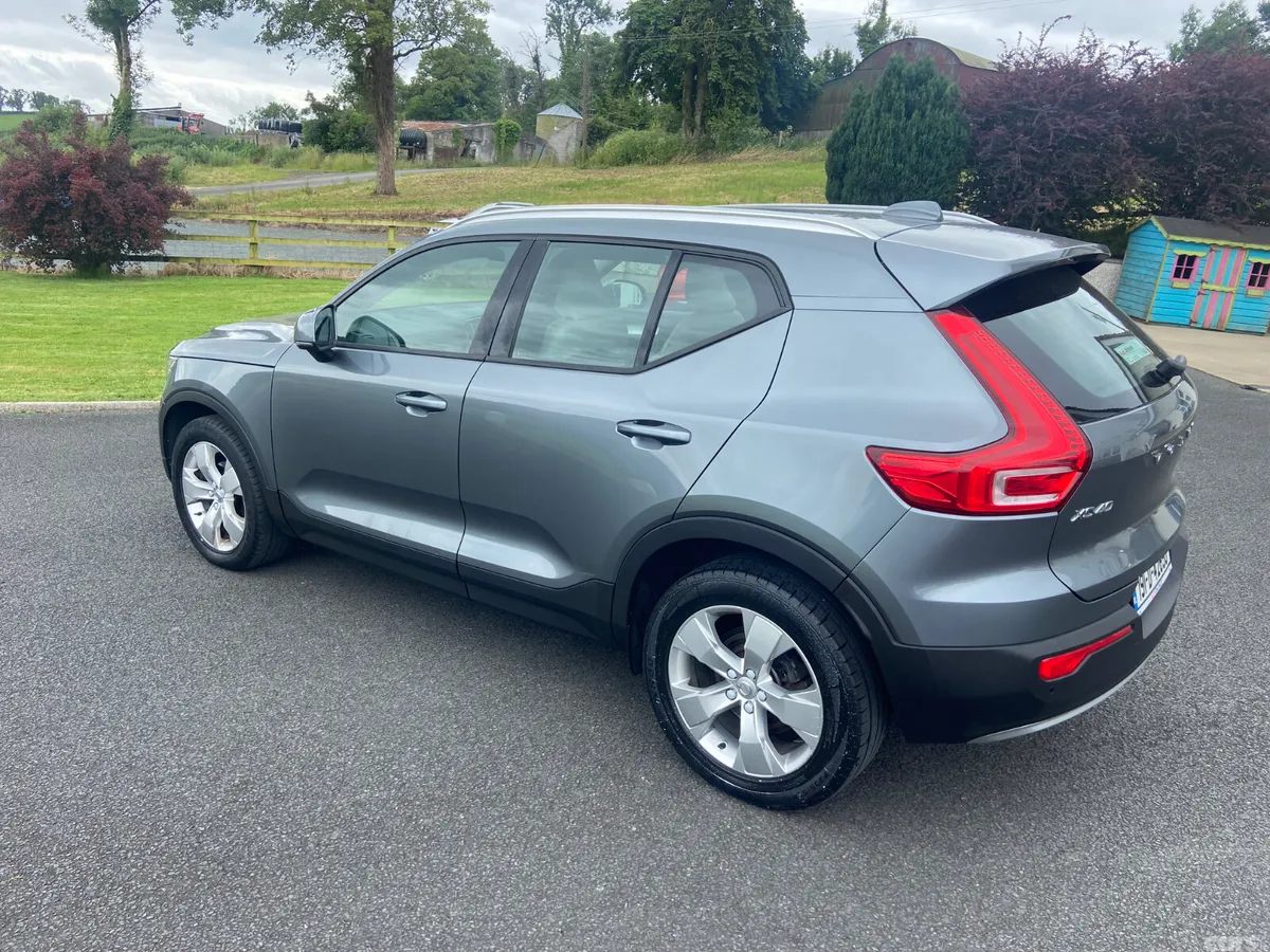 Volvo XC40 SUV, Diesel, 2019, Grey