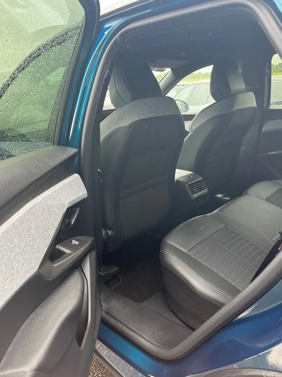 Peugeot 3008 MPV, Petrol Hybrid, 2024, Blue