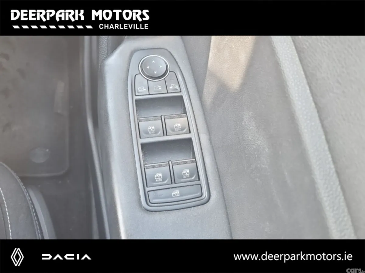 Renault Captur Hatchback, Petrol, 2020, Blue