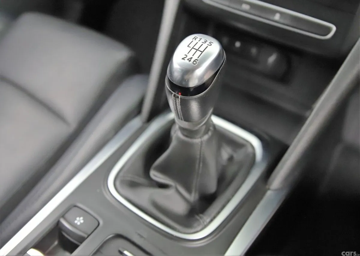 Renault Megane Saloon, Diesel, 2018, White