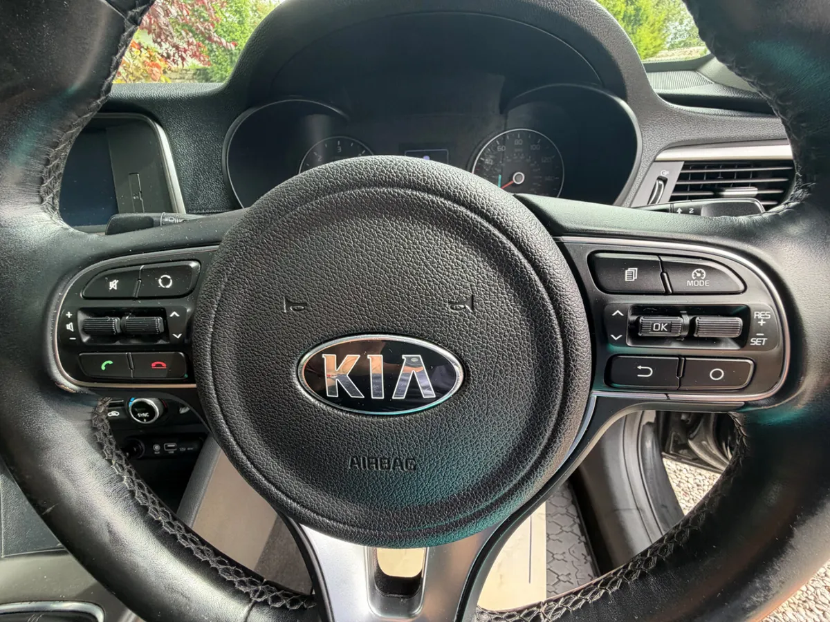 Kia Optima Saloon, Diesel, 2016, Black