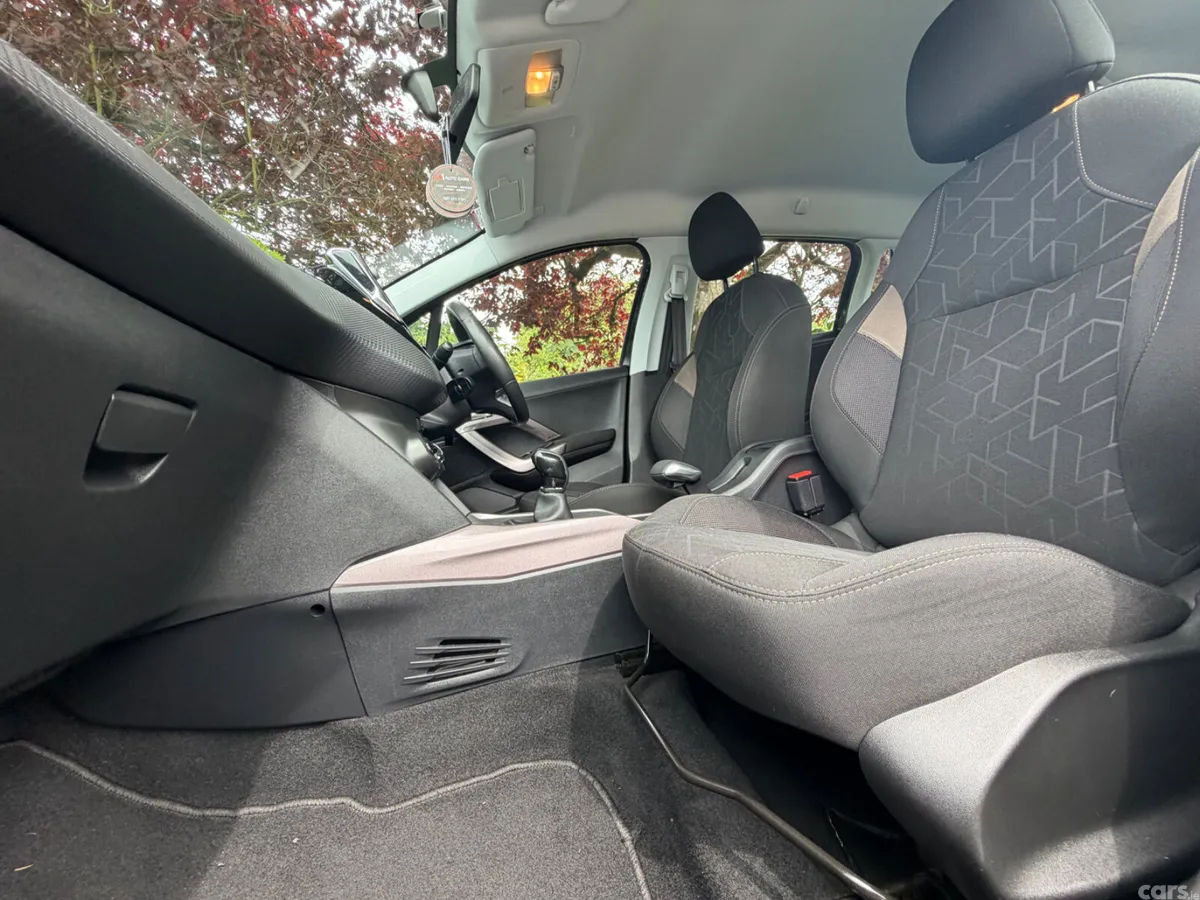 Peugeot 2008 SUV, Diesel, 2016, Black