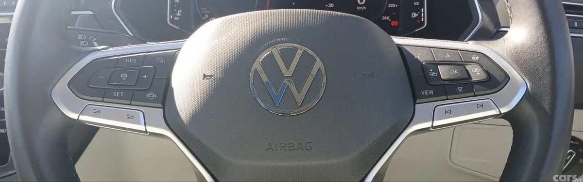 Volkswagen Tiguan SUV, Diesel, 2023, Red