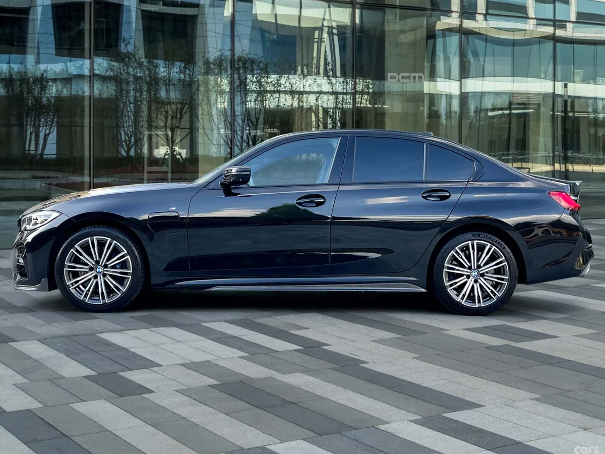 BMW 3-Series Saloon, Petrol Plug-in Hybrid, 2021, Black