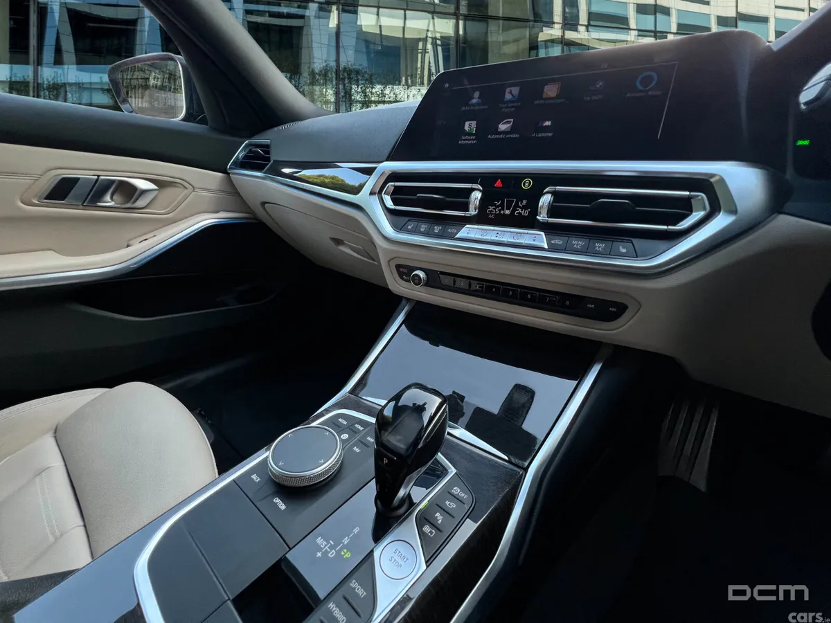 BMW 3-Series Saloon, Petrol Plug-in Hybrid, 2021, Black
